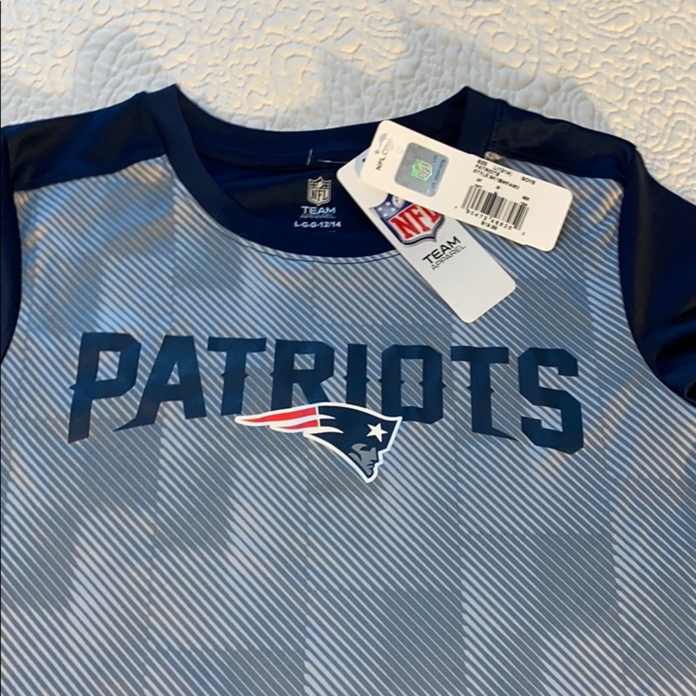 NFL Patriots Team Top Boys Large 12/14 New w/ Tags